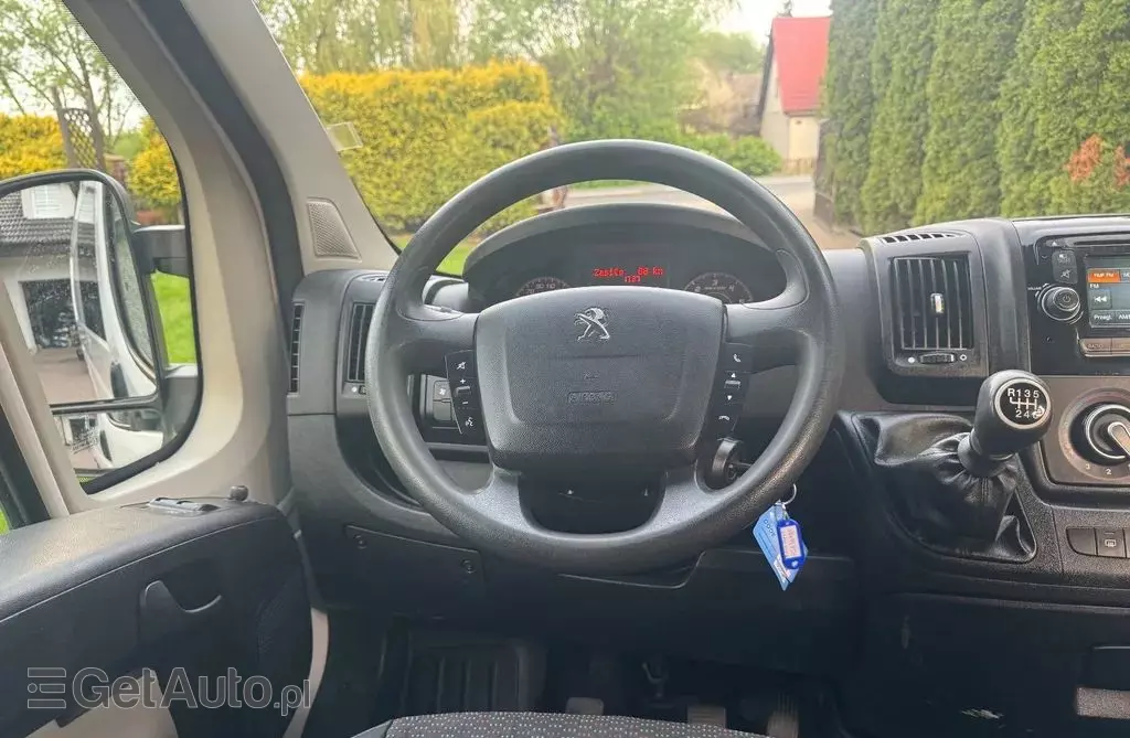 PEUGEOT Boxer 