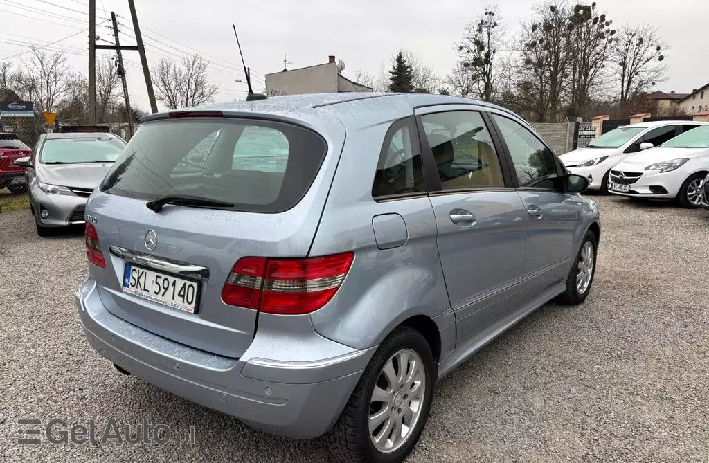 MERCEDES-BENZ Klasa B 