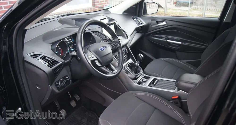 FORD Kuga 1.5 EcoBoost FWD Titanium ASS MMT6