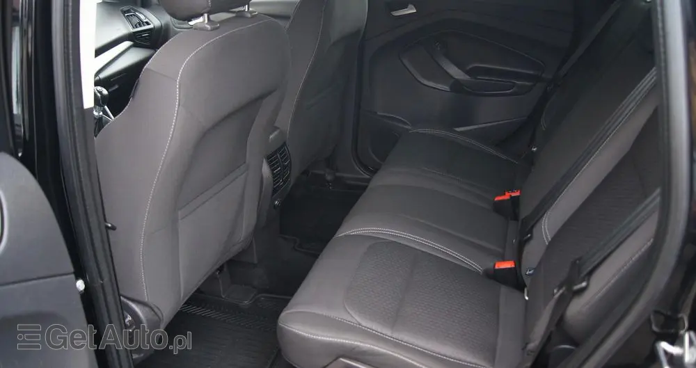 FORD Kuga 1.5 EcoBoost FWD Titanium ASS MMT6