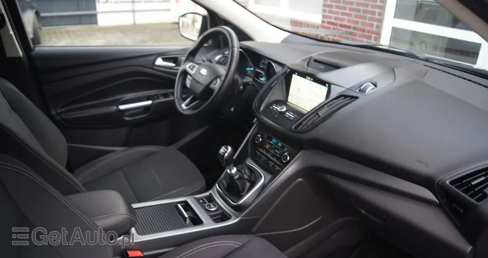 FORD Kuga 1.5 EcoBoost FWD Titanium ASS MMT6