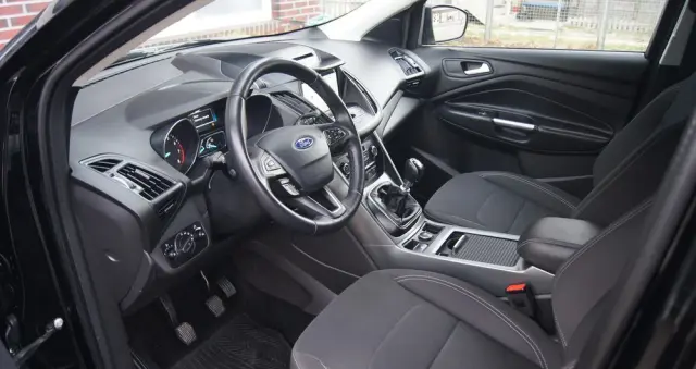 FORD Kuga 1.5 EcoBoost FWD Titanium ASS MMT6