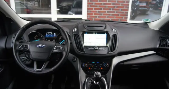 FORD Kuga 1.5 EcoBoost FWD Titanium ASS MMT6