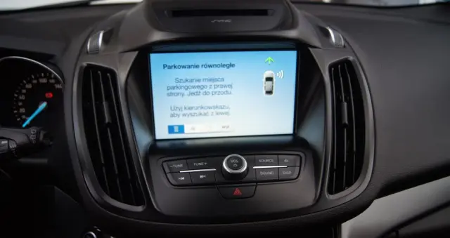 FORD Kuga 1.5 EcoBoost FWD Titanium ASS MMT6