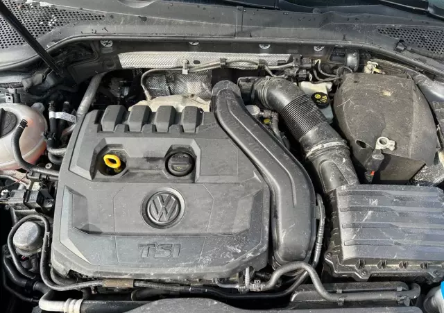 VOLKSWAGEN Golf 1.5 TSI ACT OPF DSG Highline