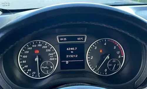 MERCEDES-BENZ Klasa B 