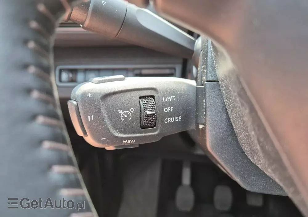PEUGEOT 3008 PureTech 130 Stop & Start GPF Active Pack