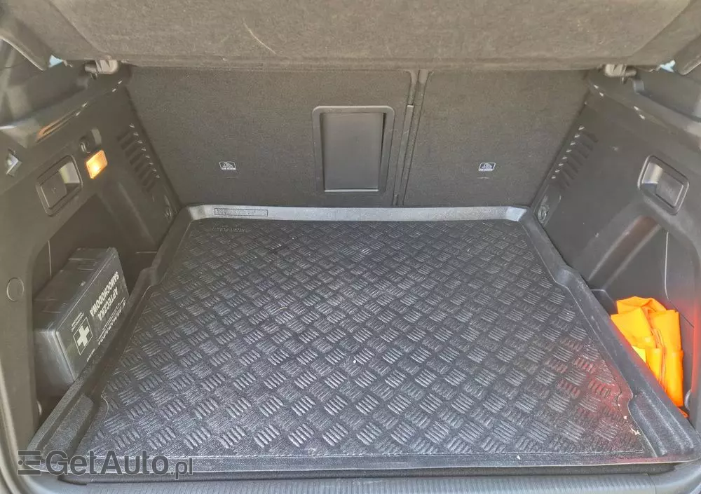 PEUGEOT 3008 PureTech 130 Stop & Start GPF Active Pack