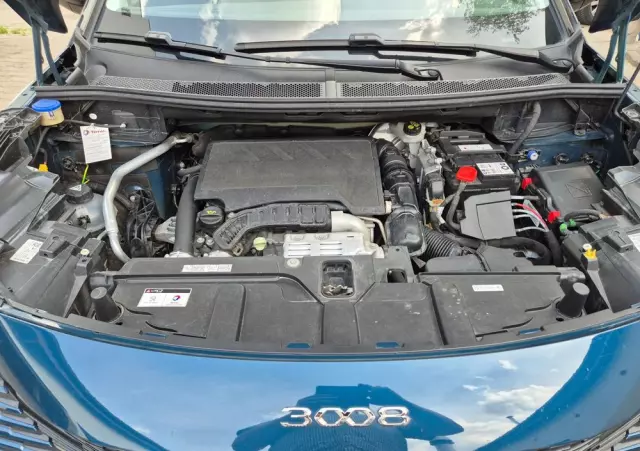 PEUGEOT 3008 PureTech 130 Stop & Start GPF Active Pack