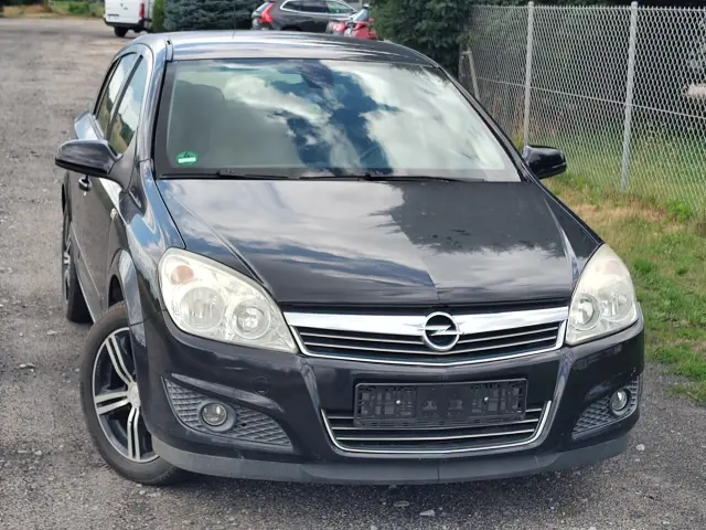 OPEL Astra Edition