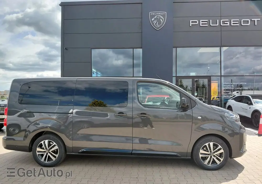 PEUGEOT Traveller 2.2 BlueHDi Long Business EAT8