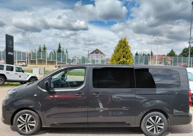 PEUGEOT Traveller 2.2 BlueHDi Long Business EAT8