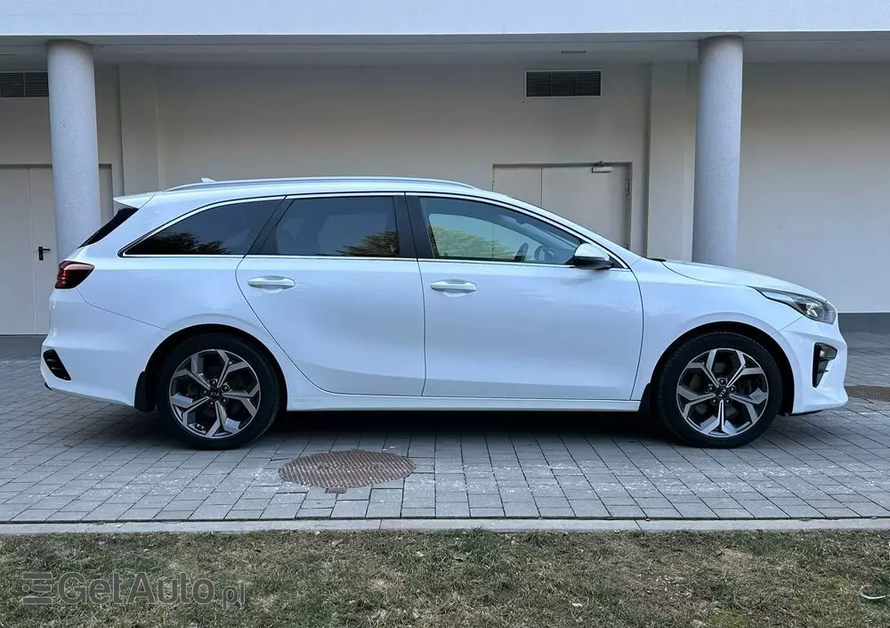 KIA Ceed 1.5 T-GDI L Business Line DCT