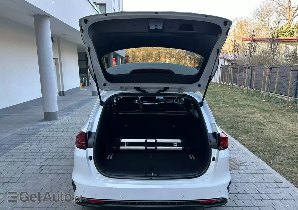 KIA Ceed 1.5 T-GDI L Business Line DCT