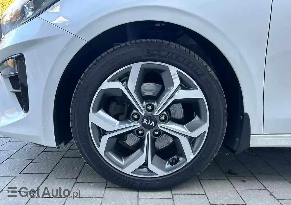 KIA Ceed 1.5 T-GDI L Business Line DCT