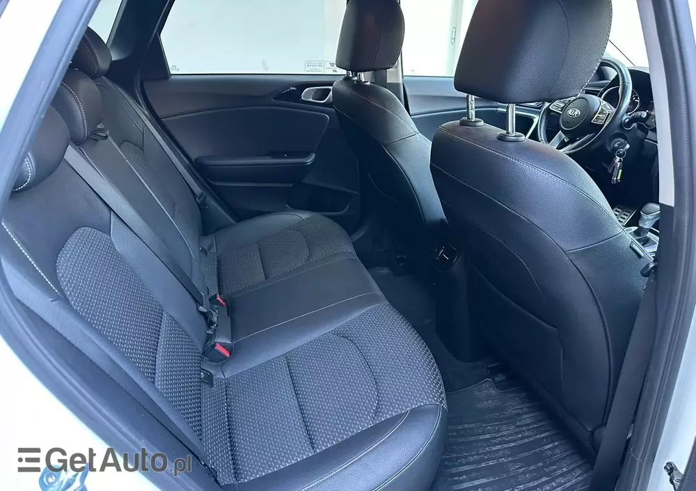 KIA Ceed 1.5 T-GDI L Business Line DCT