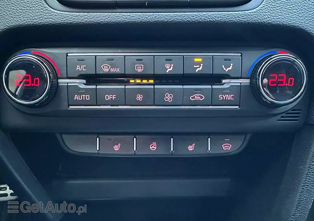 KIA Ceed 1.5 T-GDI L Business Line DCT