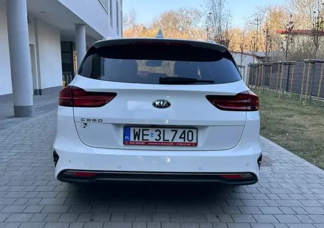 KIA Ceed 1.5 T-GDI L Business Line DCT