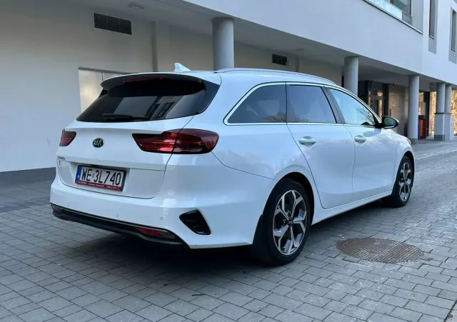 KIA Ceed 1.5 T-GDI L Business Line DCT