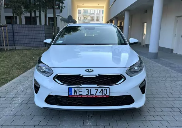 KIA Ceed 1.5 T-GDI L Business Line DCT