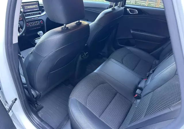 KIA Ceed 1.5 T-GDI L Business Line DCT