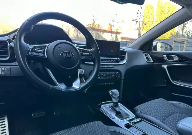 KIA Ceed 1.5 T-GDI L Business Line DCT