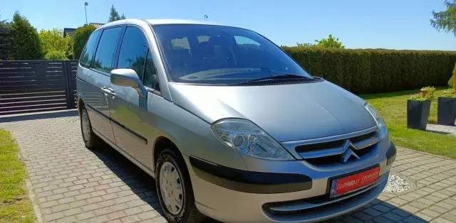 CITROEN C8 