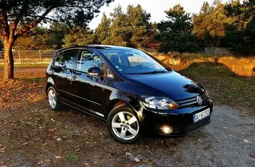 VOLKSWAGEN Golf Plus 
