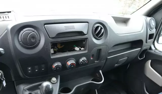 RENAULT Master 