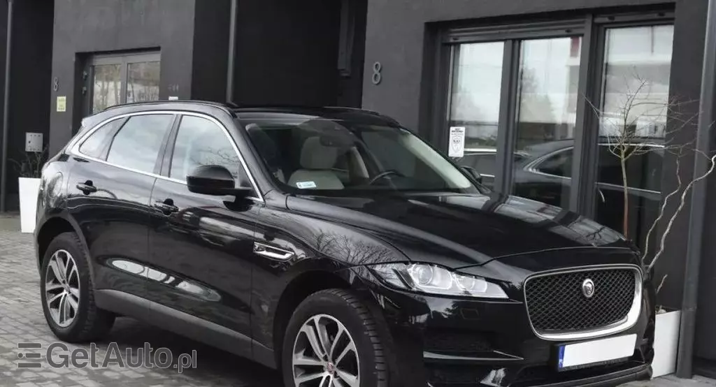 JAGUAR F-pace 