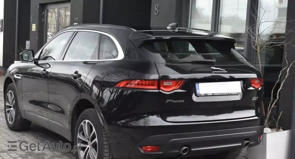 JAGUAR F-pace 