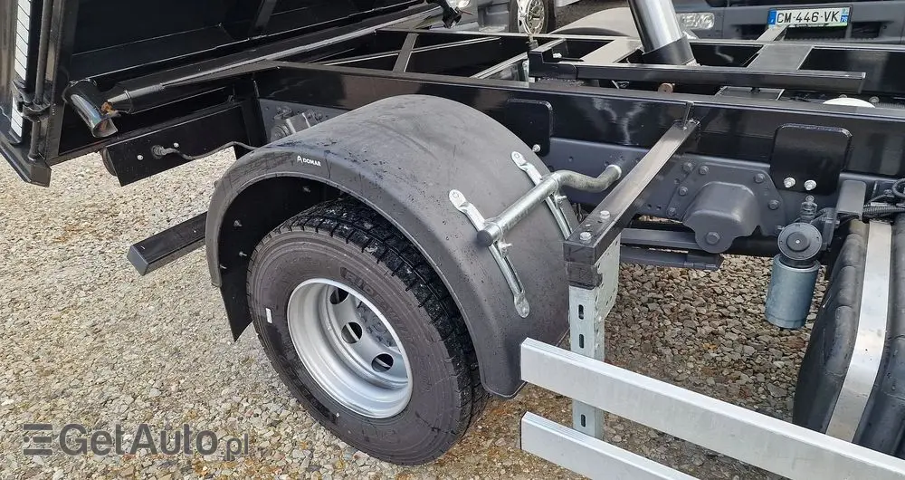 IVECO Eurocargo 120e18 Kiper Wywrot 4x2 Blokada trzy osoby 