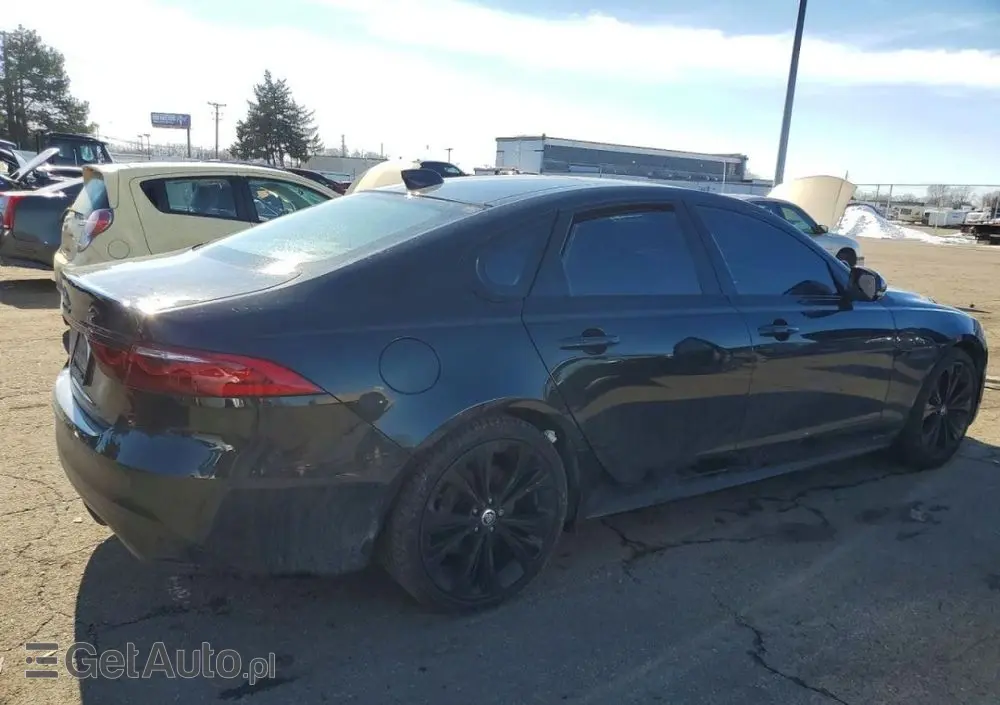 JAGUAR XF 