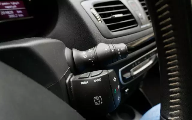 RENAULT Megane 1.6 dCi Energy Bose Edition