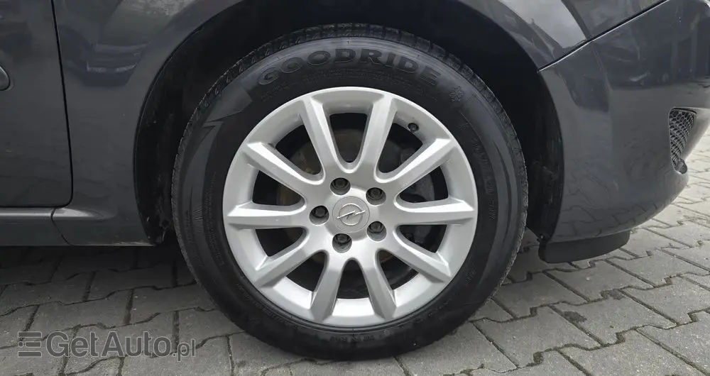 OPEL Zafira 1.8 Family