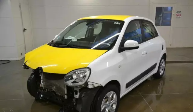 RENAULT Twingo 