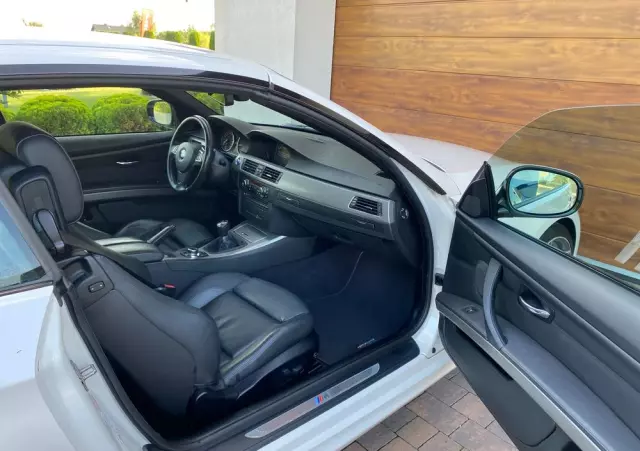 BMW Seria 3 320i Cabrio M Sport Edition