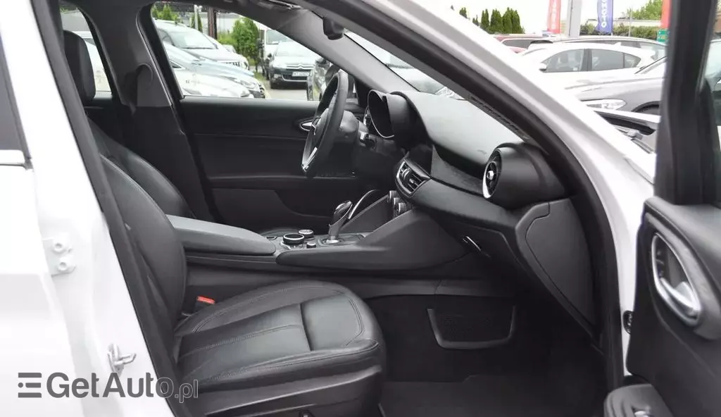 ALFA ROMEO Giulia 2.0 Turbo (280 KM) AWD Automatic