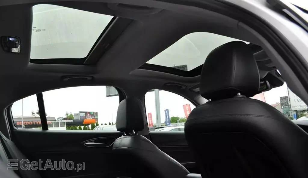 ALFA ROMEO Giulia 2.0 Turbo (280 KM) AWD Automatic