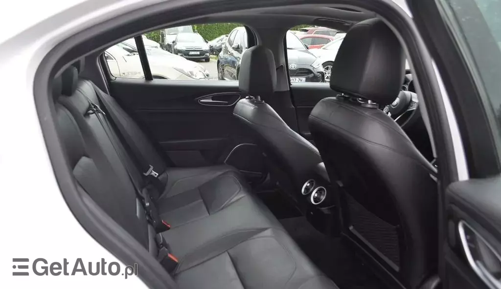 ALFA ROMEO Giulia 2.0 Turbo (280 KM) AWD Automatic