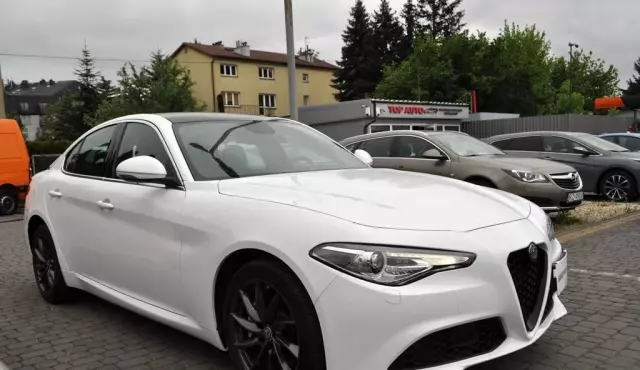 ALFA ROMEO Giulia 2.0 Turbo (280 KM) AWD Automatic