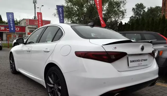 ALFA ROMEO Giulia 2.0 Turbo (280 KM) AWD Automatic