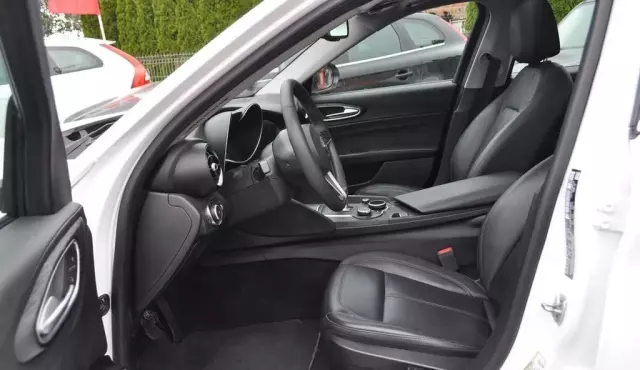 ALFA ROMEO Giulia 2.0 Turbo (280 KM) AWD Automatic