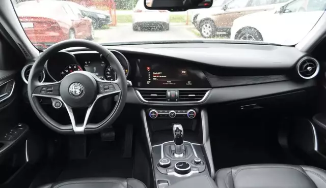 ALFA ROMEO Giulia 2.0 Turbo (280 KM) AWD Automatic