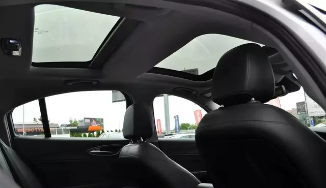 ALFA ROMEO Giulia 2.0 Turbo (280 KM) AWD Automatic