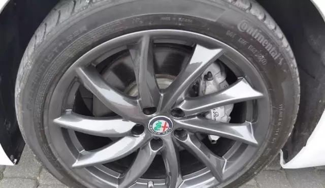 ALFA ROMEO Giulia 2.0 Turbo (280 KM) AWD Automatic