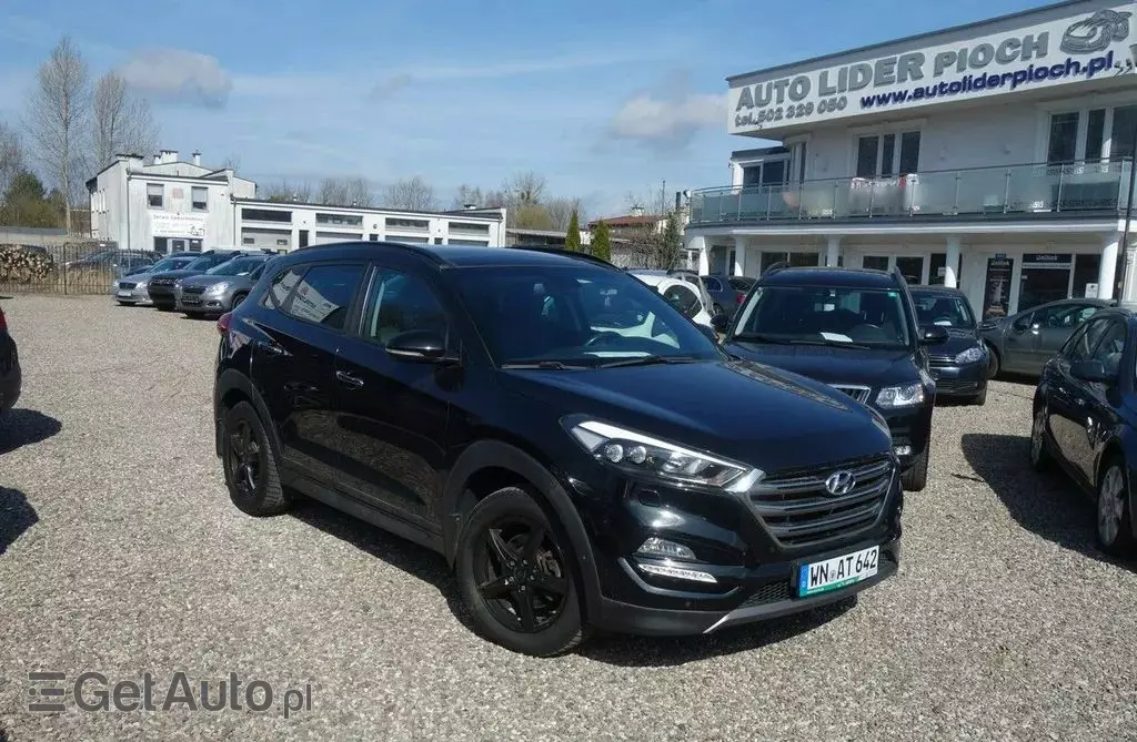 HYUNDAI Tucson 