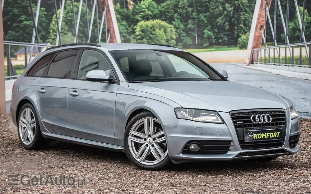 AUDI A4 