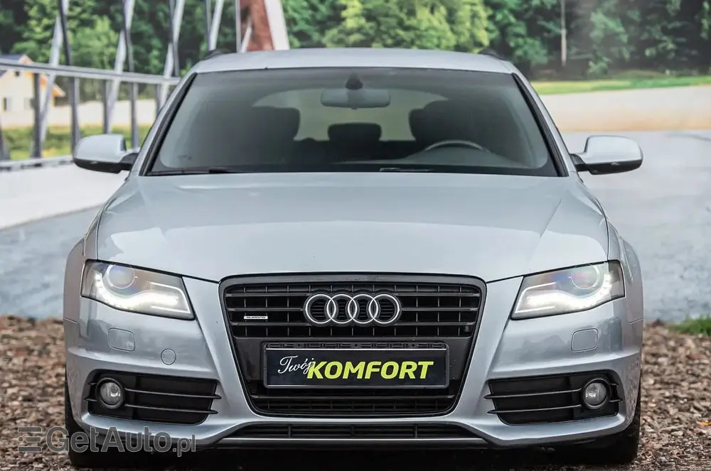 AUDI A4 
