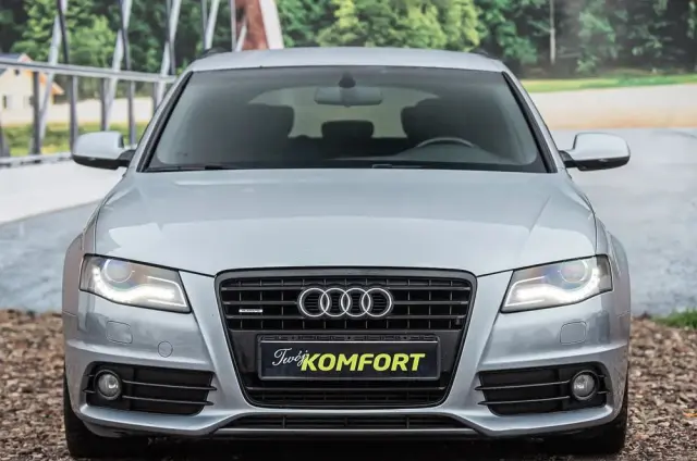 AUDI A4 